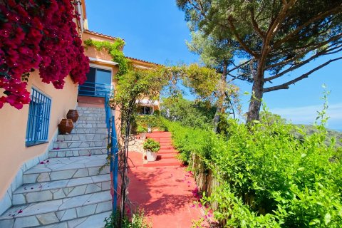 House for sale Tossa de Mar, Girona, Spain 5 bedrooms, 351 sq.m. No. 73104 - photo 17