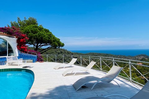 House for sale Tossa de Mar, Girona, Spain 5 bedrooms, 351 sq.m. No. 73104 - photo 9