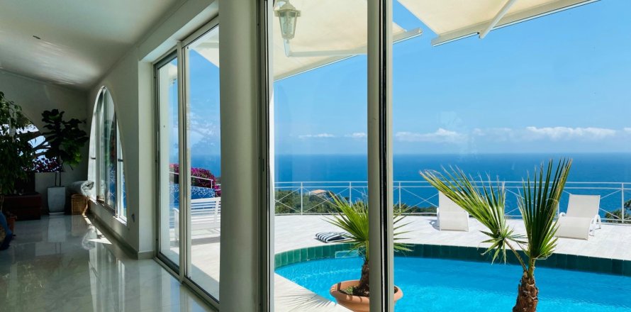 House Tossa de Mar, Girona, Spain 5 bedrooms, 351 sq.m. No. 73104