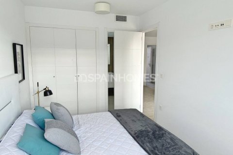 Wohnung zum Verkauf in Torrevieja, Alicante, Spanien 2 Schlafzimmer, 63 m2 Nr. 168683 - Foto 12
