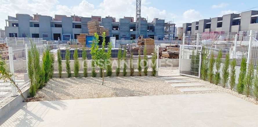 Wohnung in Torrevieja, Alicante, Spanien 2 Schlafzimmer, 63 m2 Nr. 168683