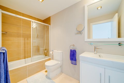 Lägenhet till salu i Villajoyosa, Alicante, Spanien 2 sovrum, 144 kvm. Nr. 165183 - foto 24