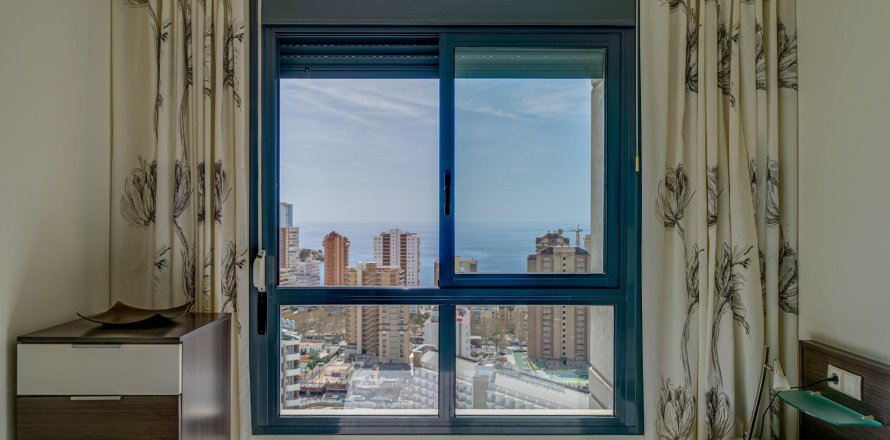 Apartment in Benidorm, Alicante, Spain 1 bedroom, 92 sq.m. No. 165181