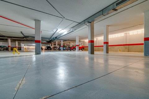 Apartment for sale in Benidorm, Alicante, Spain 1 bedroom, 92 sq.m. No. 165181 - photo 24