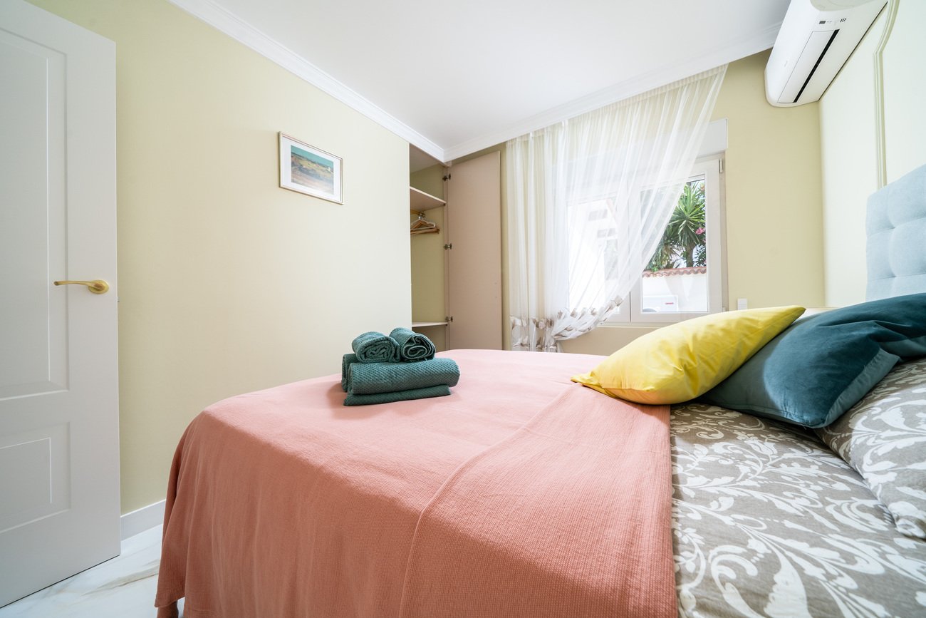 Villa a Torrevieja, Alicante, Spagna 4 camere da letto, 201 mq. N° 138623