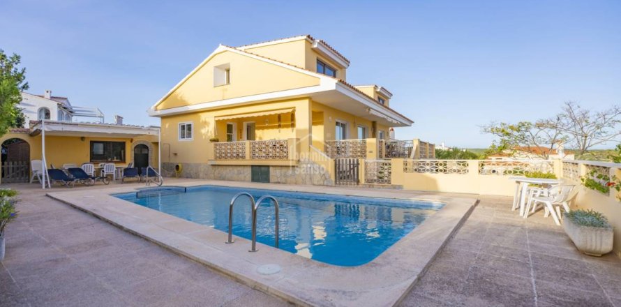 Villa Es Castell, Menorca, Spānijā 7 istabas, 346 m2 Nr. 155985