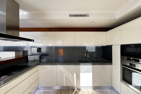 Lägenhet till salu i Torrevieja, Alicante, Spanien 4 sovrum, 361 kvm. Nr. 146648 - foto 30