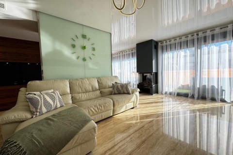 Lägenhet till salu i Torrevieja, Alicante, Spanien 4 sovrum, 361 kvm. Nr. 146648 - foto 18