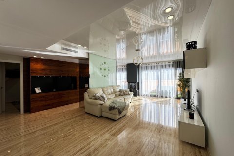 Lägenhet till salu i Torrevieja, Alicante, Spanien 4 sovrum, 361 kvm. Nr. 146648 - foto 1