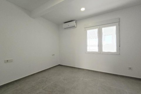 Lägenhet till salu i Torrevieja, Alicante, Spanien 2 sovrum, 82 kvm. Nr. 146647 - foto 9