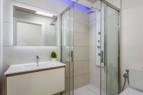 Wohnung zum Verkauf Torrevieja, Alicante, Spanien 2 Schlafzimmer, 70 m2 Nr. 133154 - Foto 13