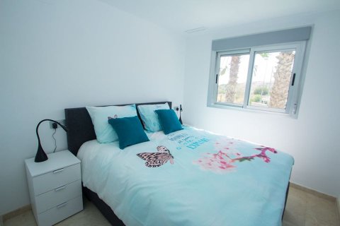 Apartment for sale Alicante, Spain 2 bedrooms, 65 sq.m. No. 133155 - photo 16