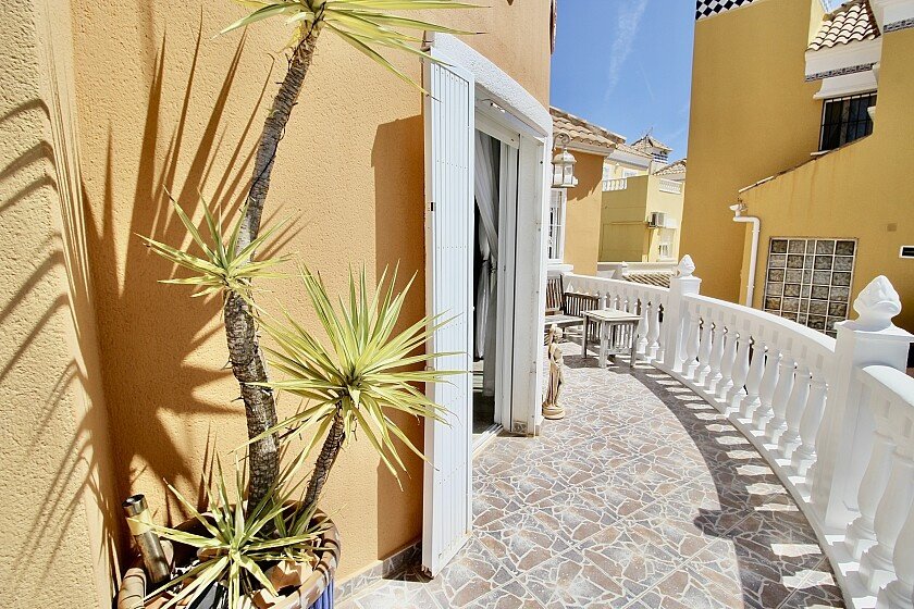 Villa i Villamartin, Alicante, Spanien 4 sovrum, 180 kvm. Nr. 103551