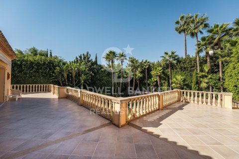 Villa for sale in Marbella, Malaga, Spain 5 bedrooms, 405 sq.m. No. 157449 - photo 25
