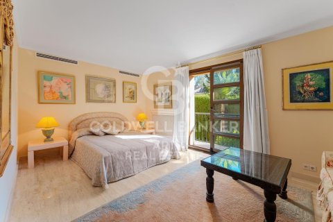 Villa for sale in Marbella, Malaga, Spain 5 bedrooms, 405 sq.m. No. 157449 - photo 13