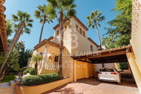 Villa for sale in Marbella, Malaga, Spain 5 bedrooms, 405 sq.m. No. 157449 - photo 28