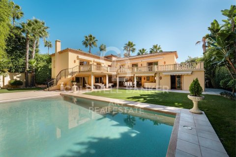 Villa Marbella, Malaga, Spānijā 5 istabas, 405 m2 Nr. 157449