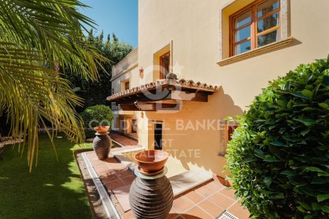 Villa for sale in Marbella, Malaga, Spain 5 bedrooms, 405 sq.m. No. 157449 - photo 27