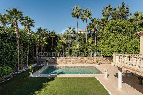 Villa for sale in Marbella, Malaga, Spain 5 bedrooms, 405 sq.m. No. 157449 - photo 24