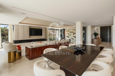 Villa à vendre à Marbella, Malaga, Espagne, 5 chambres, 825 m2 No. 157443 - photo 4