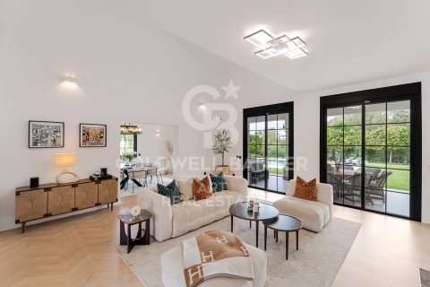 Villa pārdošanā Estepona, Malaga, Spānijā 6 istabas, 365 m2 Nr. 157447 - attēls 4