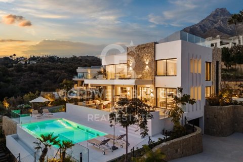 Villa i Marbella, Malaga, Spanien 5 sovrum, 799 kvm. Nr. 157444