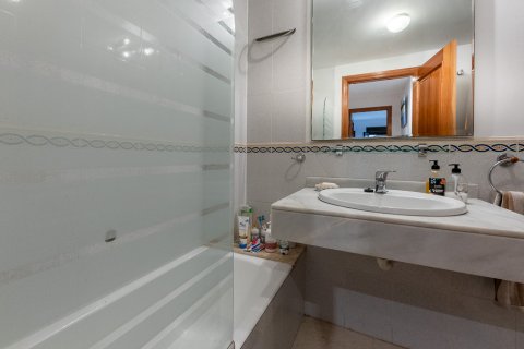 Apartment for rent in Palma de Majorca, Mallorca, Spain 3 bedrooms, 105 sq.m. No. 178282 - photo 13