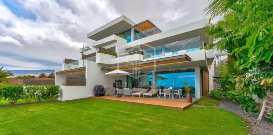 Apartment à Guia de Isora, Tenerife, Espagne 2 chambres, 138 m2 No. 178279