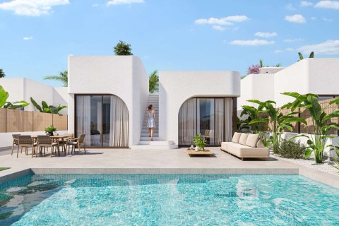 Hus i Los Alcazares, Murcia, Spanien 3 sovrum, 224.6 kvm. Nr. 174845