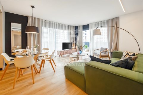 Penthouse w Barcelona, Hiszpania 3 sypialnie, 85 mkw. nr 159425