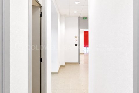 Commercial property à louer à Vigo, Pontevedra, Espagne, 151 m2 No. 178433 - photo 10