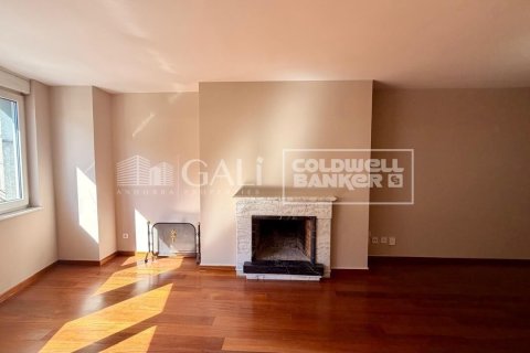 Huoneisto vuokrattavana Principado De Andorra (Ninguna Poblacion Tiene C.P.), Lleida, Espanja, 4 makuuhuonetta, 130 m2 No. 178432 - kuva 5