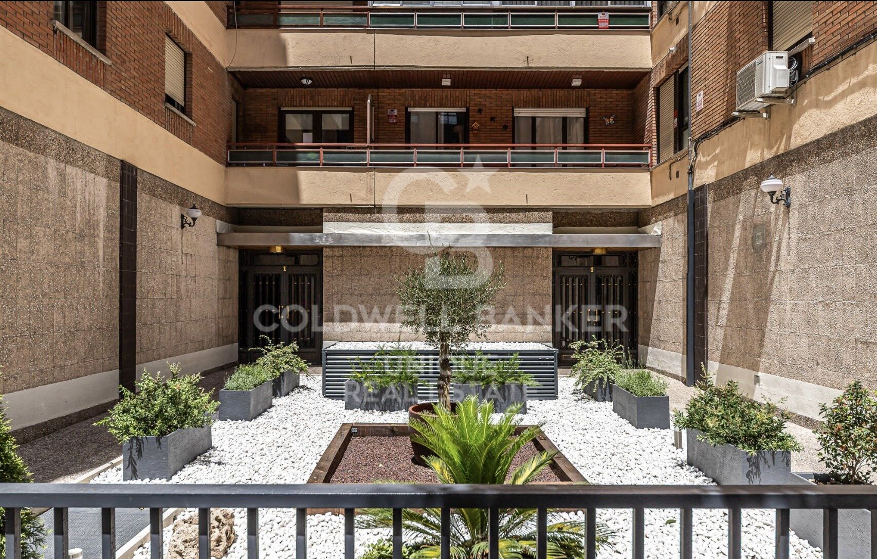 Appartamento a Madrid, Spagna 4 camere da letto, 152 mq. N° 178435
