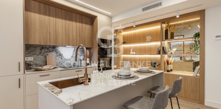 Apartment à Madrid, Espagne 4 chambres, 152 m2 No. 178435