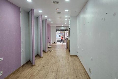 Gewerbeimmobilien zum Verkauf in L'Eixample, Barcelona, Spanien 103 m2 Nr. 150068 - Foto 2