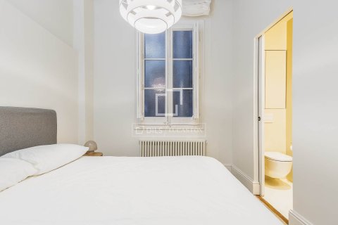 Продажа квартиры в Барселона, Испания 3 спальни, 189м2 №164640 - фото 29