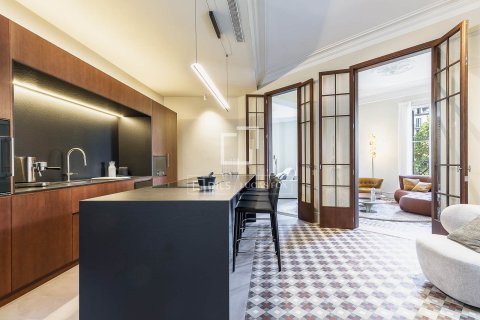 Квартира в Барселона, Испания 3 спальни, 189м2 №164640