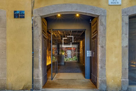 Dzīvoklis pārdošanā Barcelona, Spānijā 1 istaba, 65 m2 Nr. 164635 - attēls 4