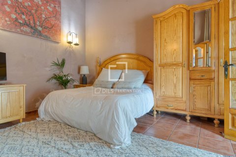 Villa for sale in Sant Pol de Mar, Barcelona, Spain 5 bedrooms, 713 sq.m. No. 164634 - photo 25