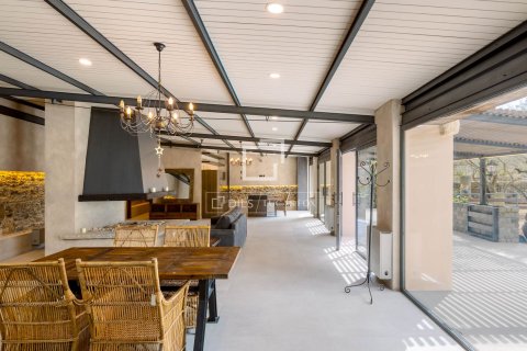 Villa for sale in Sant Pol de Mar, Barcelona, Spain 5 bedrooms, 713 sq.m. No. 164634 - photo 12