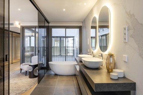 Продажа квартиры в Барселона, Испания 3 спальни, 166м2 №164638 - фото 22