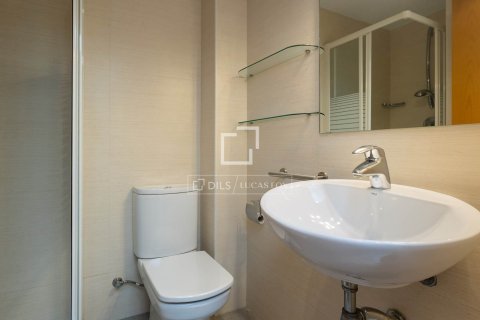 Villa for sale in Sant Pol de Mar, Barcelona, Spain 3 bedrooms, 219 sq.m. No. 164637 - photo 24