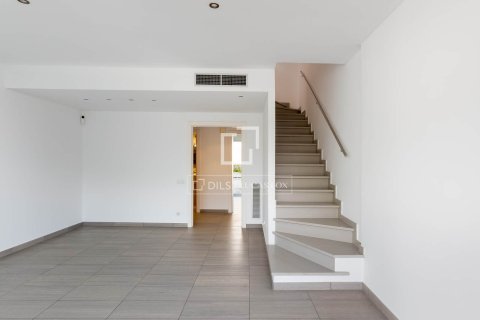 Villa for sale in Sant Pol de Mar, Barcelona, Spain 3 bedrooms, 219 sq.m. No. 164637 - photo 10