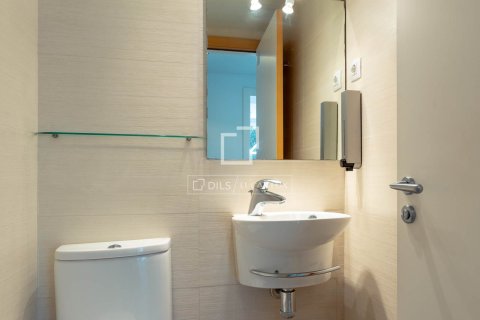 Villa for sale in Sant Pol de Mar, Barcelona, Spain 3 bedrooms, 219 sq.m. No. 164637 - photo 16