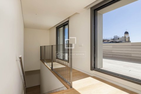 Penthouse w Barcelona, Hiszpania 3 sypialnie, 368 mkw. nr 164639 – zdjęcie 24