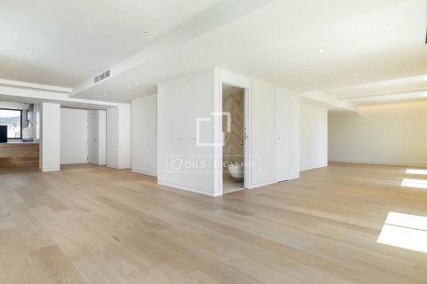 Penthouse w Barcelona, Hiszpania 3 sypialnie, 368 mkw. nr 164639 – zdjęcie 15