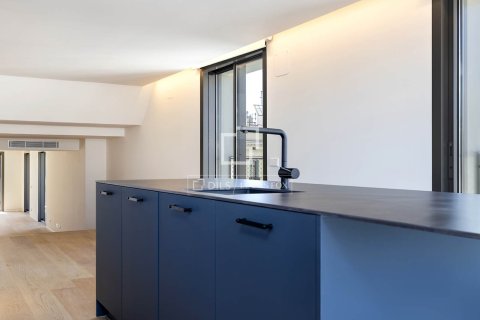 Penthouse w Barcelona, Hiszpania 3 sypialnie, 368 mkw. nr 164639 – zdjęcie 10