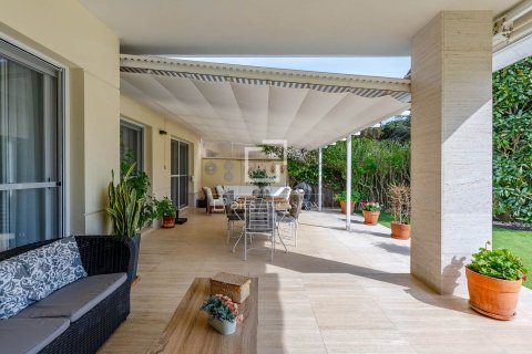 Villa for sale in Teia, Barcelona, Spain 4 bedrooms, 533 sq.m. No. 164636 - photo 15