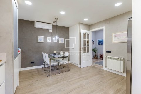 Villa for sale in Teia, Barcelona, Spain 4 bedrooms, 533 sq.m. No. 164636 - photo 21