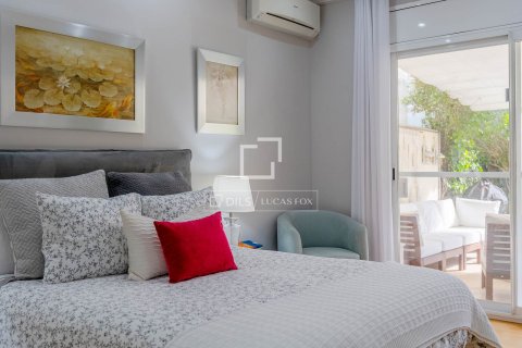 Villa for sale in Teia, Barcelona, Spain 4 bedrooms, 533 sq.m. No. 164636 - photo 30